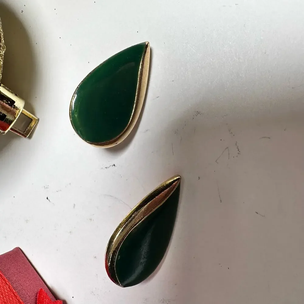 Gold green drop stud earrings
